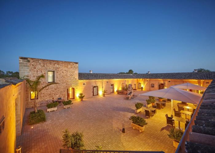 Bennoc Petit Hotel