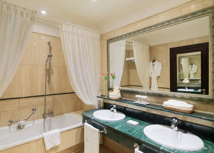 Hotel Las Madrigueras Golf Resort & Spa - Adults Only