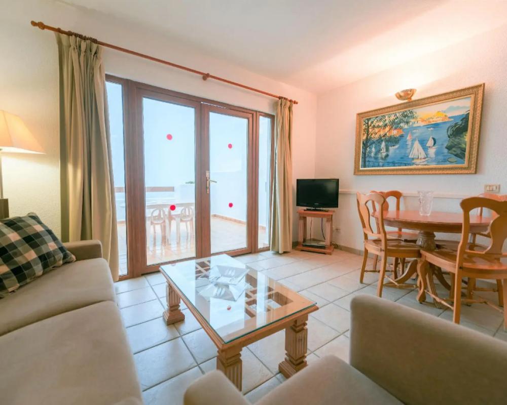 Beverly Hills Suites - Excel Hotels & Resorts