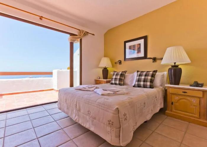 Beverly Hills Suites - Excel Hotels & Resorts