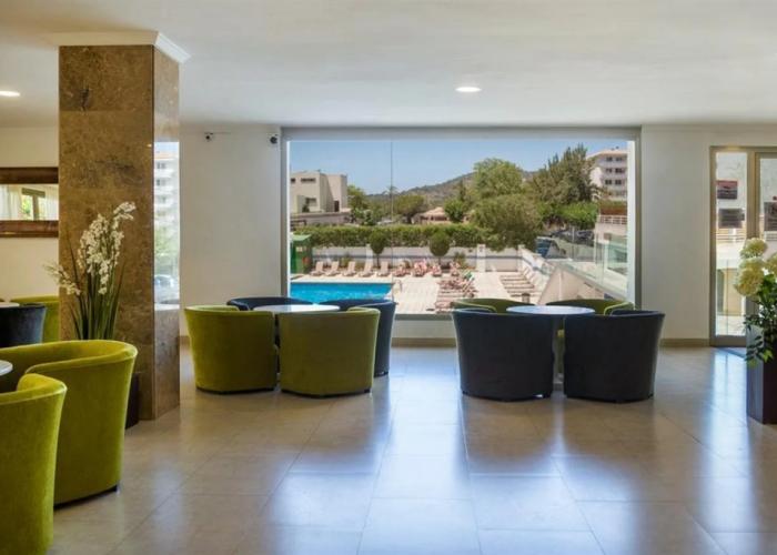 Apartamentos Sol y Vera