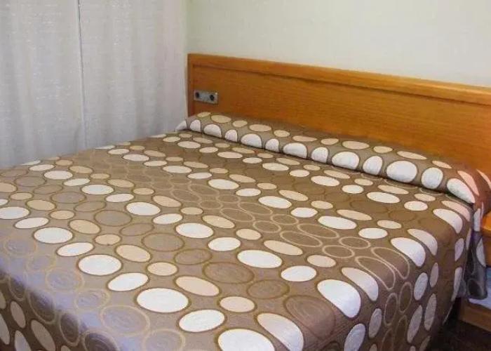 Amolls Restaurant i Habitacions ® - Mejor Precio Garantizado - BookingADN.com