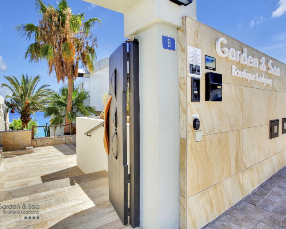 Garden and Sea Boutique Lodging by Livvo Apartamento