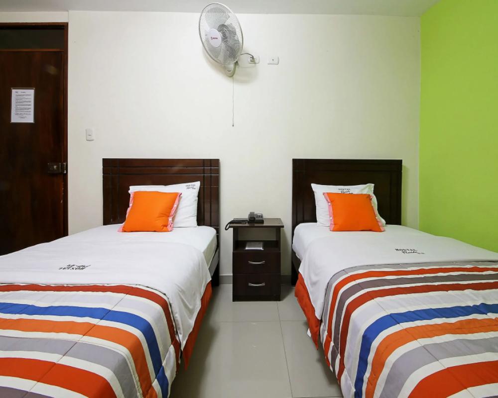 фото Hostal Florida