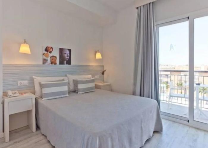 Pineda Splash Hotel