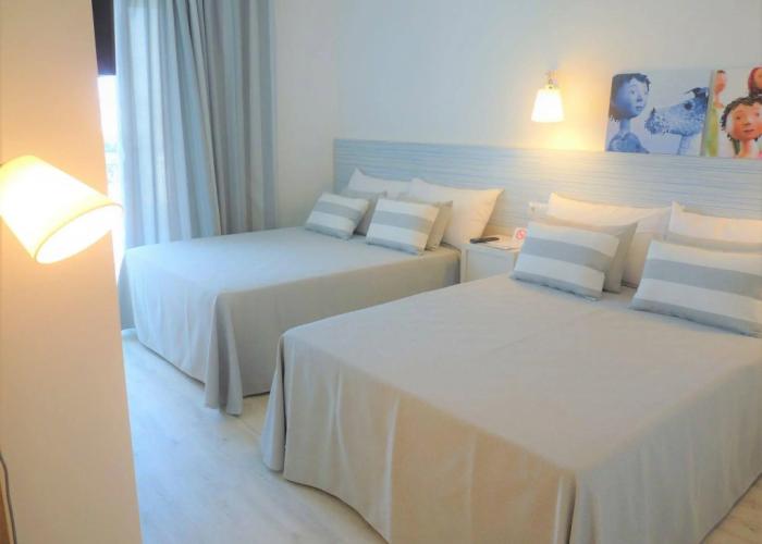 Pineda Splash Hotel