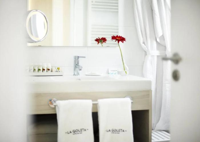 La Goleta Hotel de Mar - Adults Only