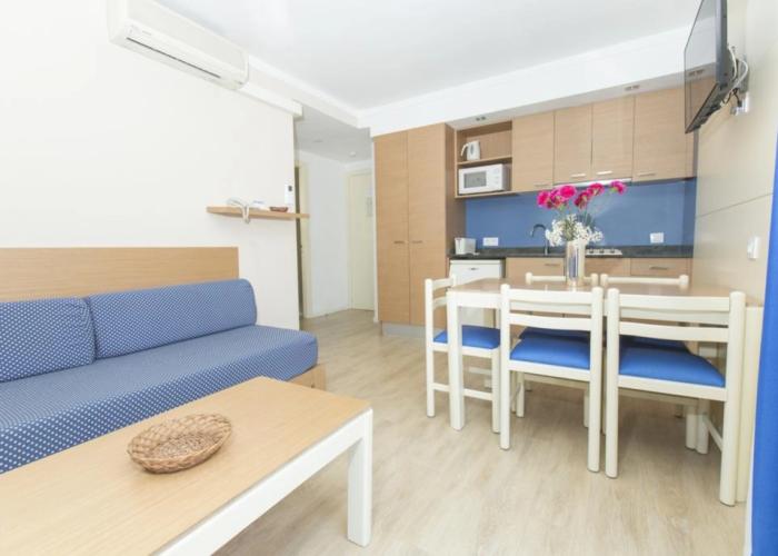 Aparthotel Flora
