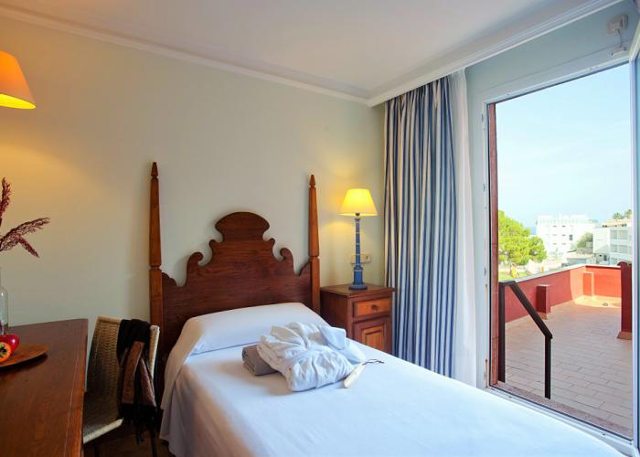 Hotel Cala Sant Vicenç - Adults Only + 16
