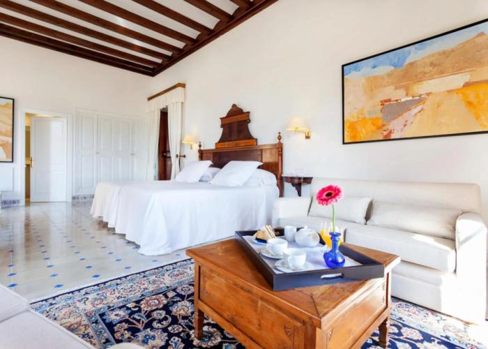 Hotel Llenaire