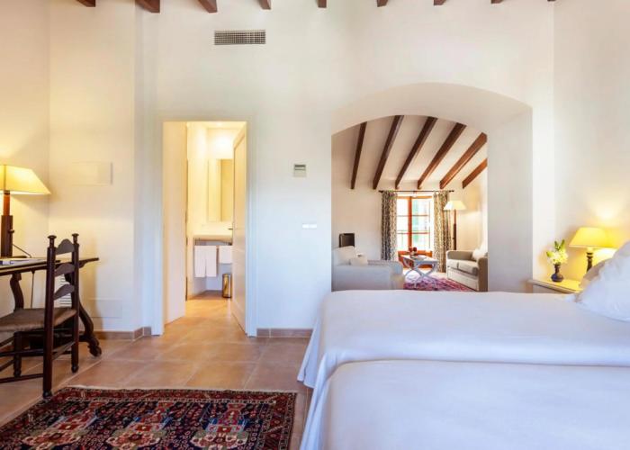 Hotel Llenaire