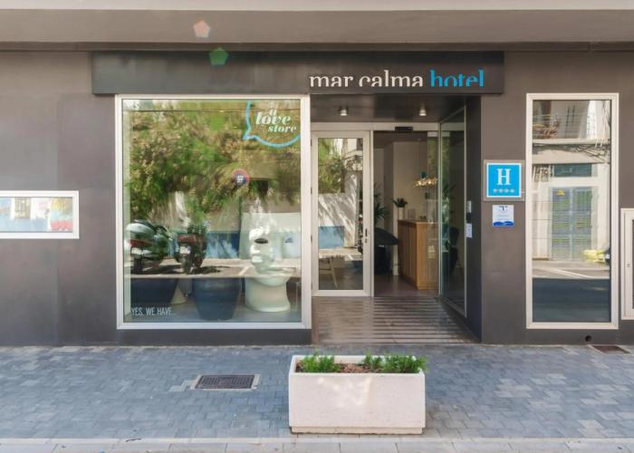 Mar Calma Hotel