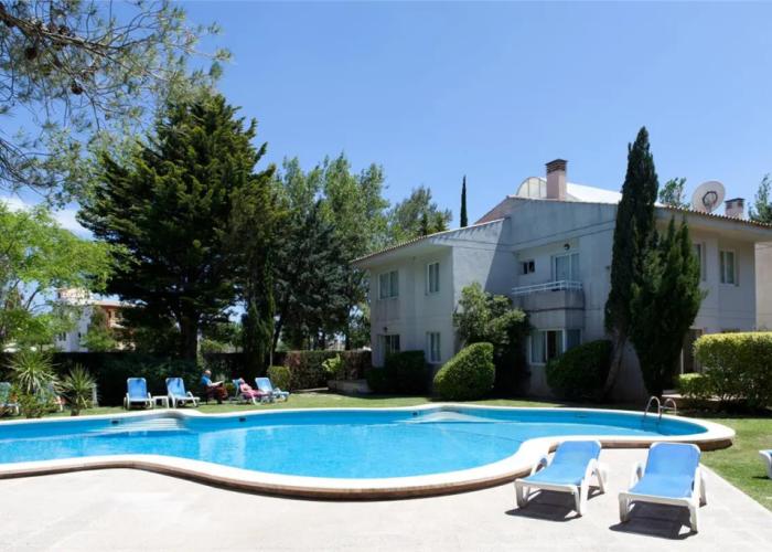Cabot Las Velas Apartments