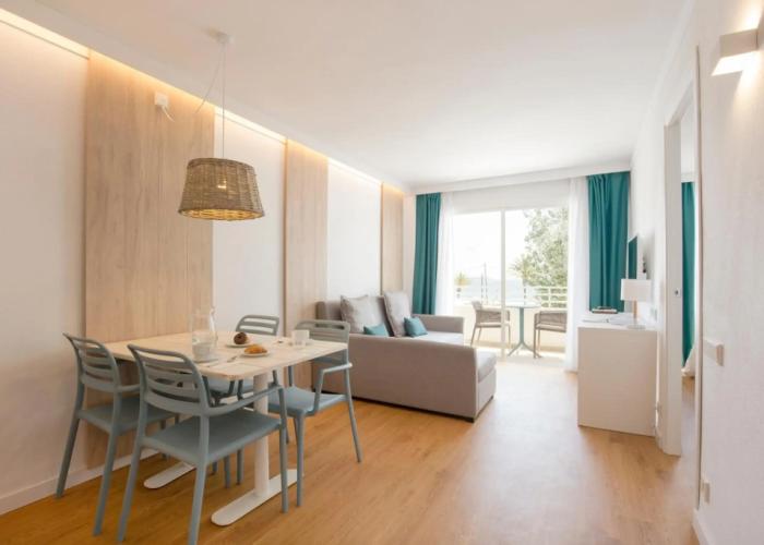 Cabot Hobby Club Apartments