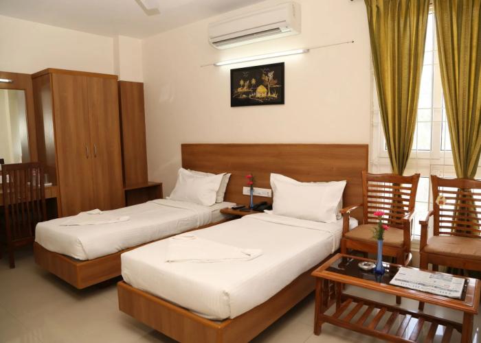 Hotel SPR Inn