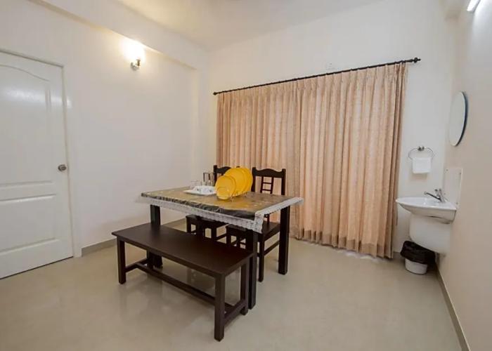 ThulasiRams Service Apartments