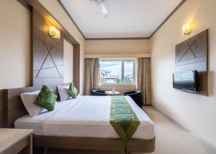 Treebo ESS Grande