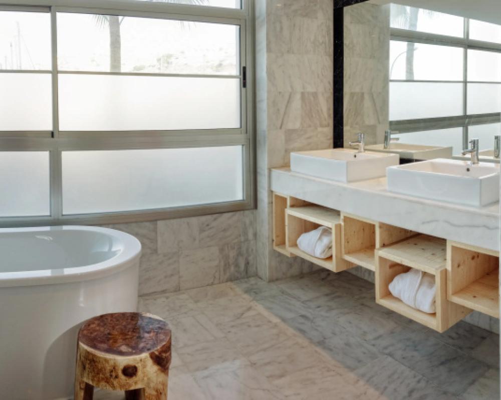 фото Marina Suites