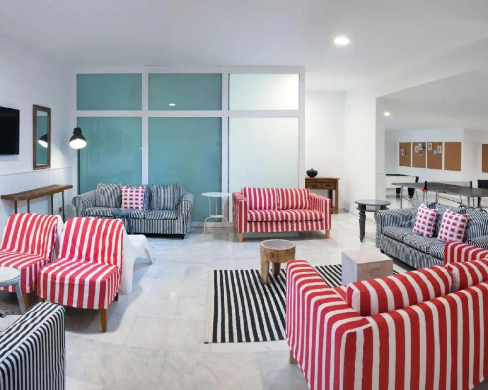 фото Marina Suites