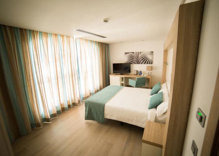 Apartamentos Cala DOr