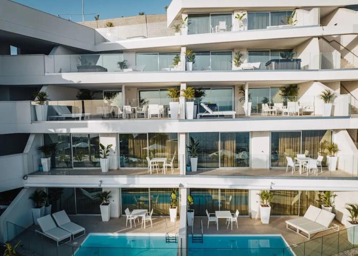 Grand Horizon Luxury Boutique Apartments