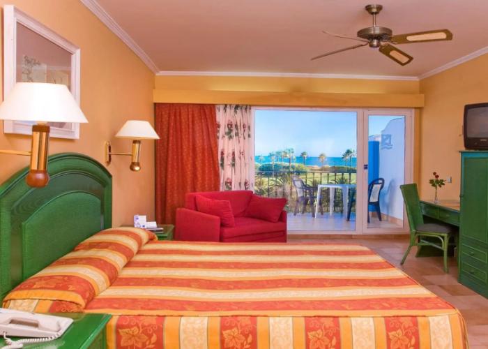 Playaballena Hotel