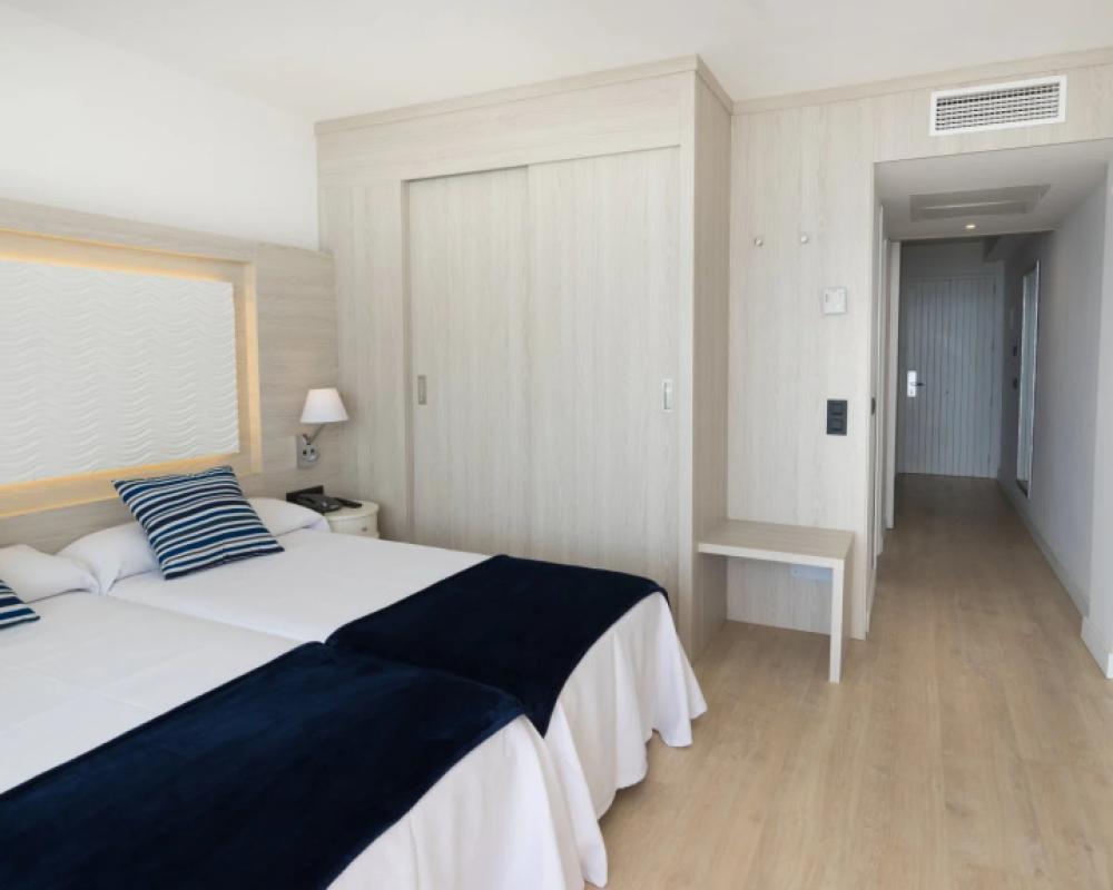 фото Hotel THB Sa Coma Platja