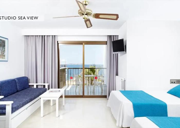 Nereida Aparthotel