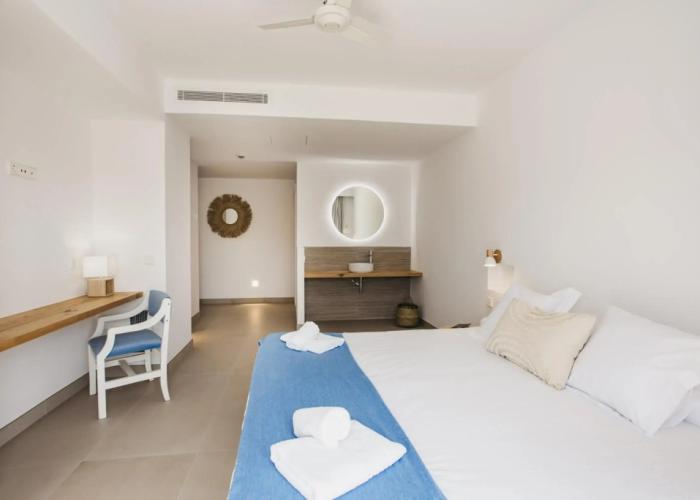 Hostel Xuroy