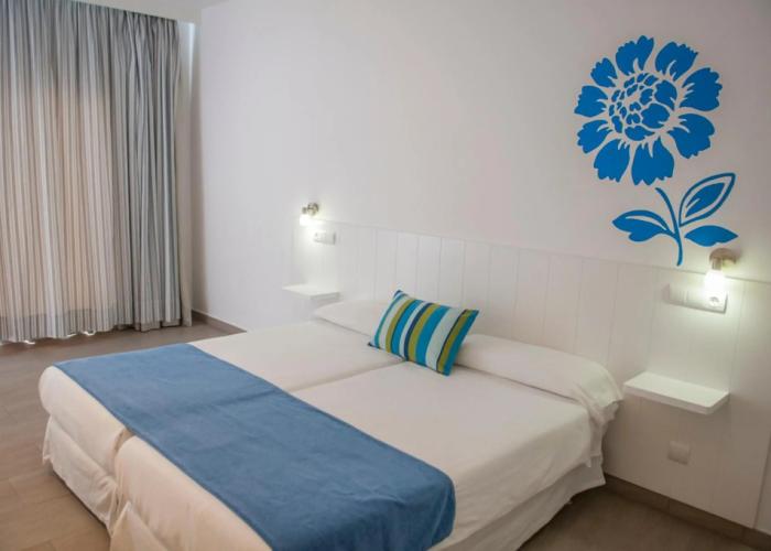 Hostel Xuroy
