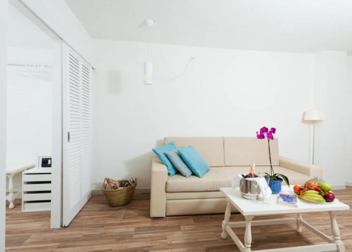 FERGUS Style Cala Blanca Suites