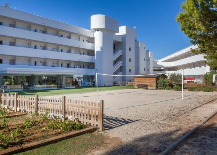 FERGUS Style Cala Blanca Suites