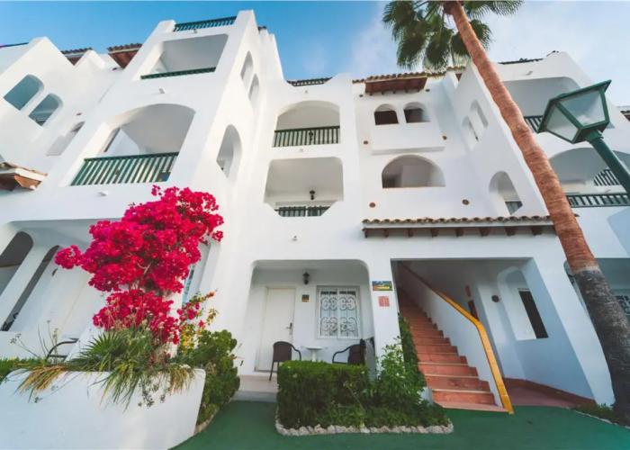 Aparthotel Holiday Center Santa Ponsa