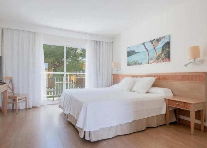 Iberostar Club Cala Barca Hotel - All Inclusive