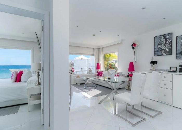 Lani's Suites de Luxe - Adults Only