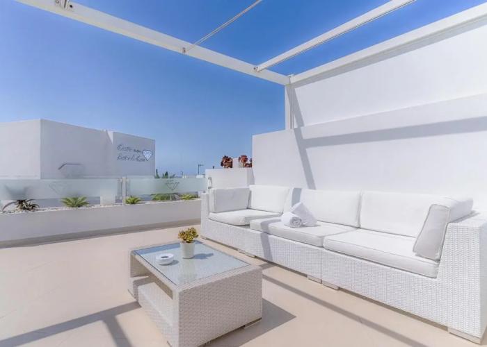 Lani's Suites de Luxe - Adults Only