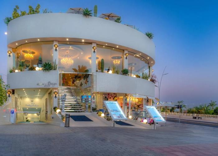 Lani's Suites de Luxe - Adults Only