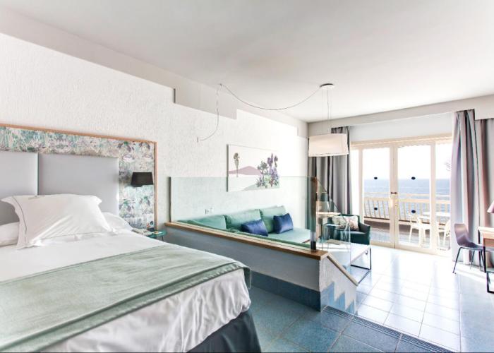 Plus Fariones Suite Hotel