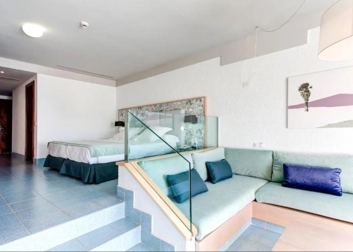 Plus Fariones Suite Hotel