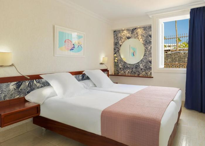 Plus Fariones Apartamentos