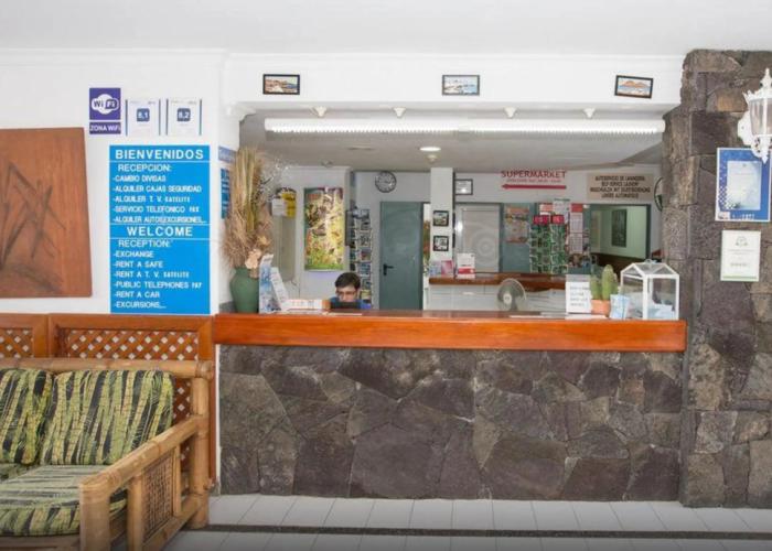 Apartamentos Plaza Azul