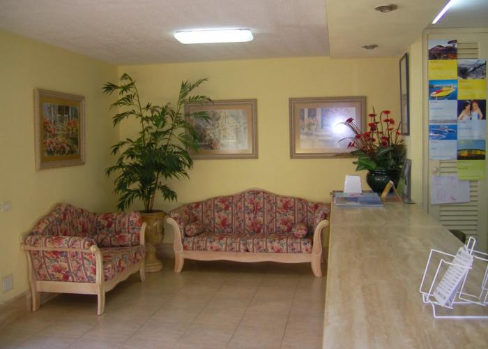 Apartamentos Elena