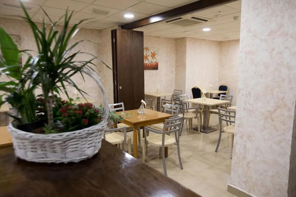 фото Hotel Arcco Úbeda