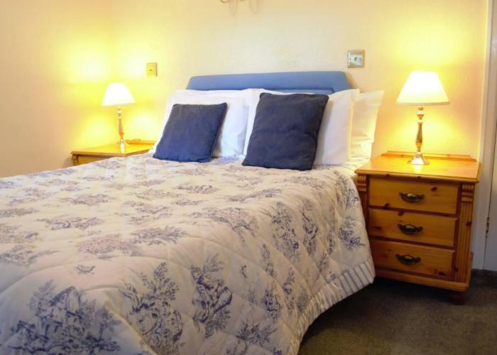 Lowbyer Manor Country House