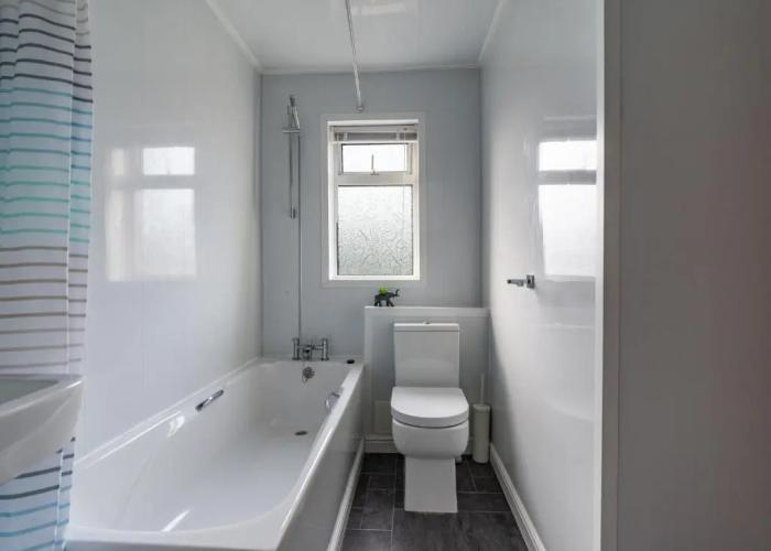 Chestnut House - Cosy 2 Bedroom - Ashington