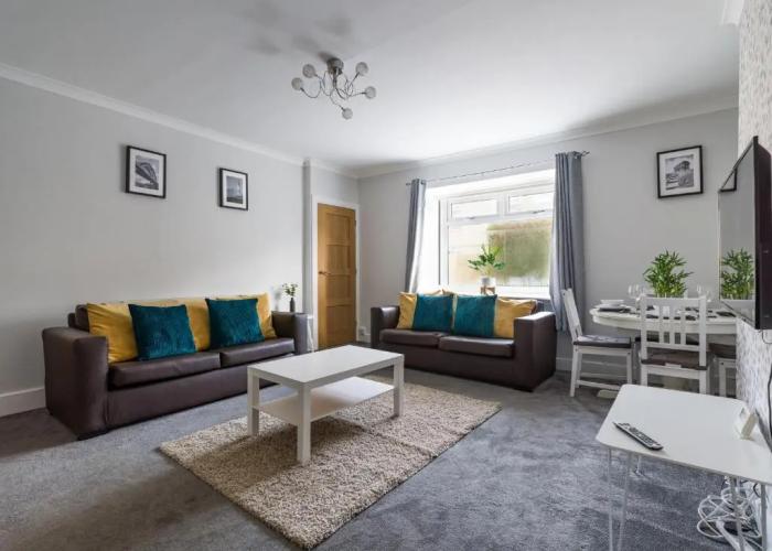 Chestnut House - Cosy 2 Bedroom - Ashington
