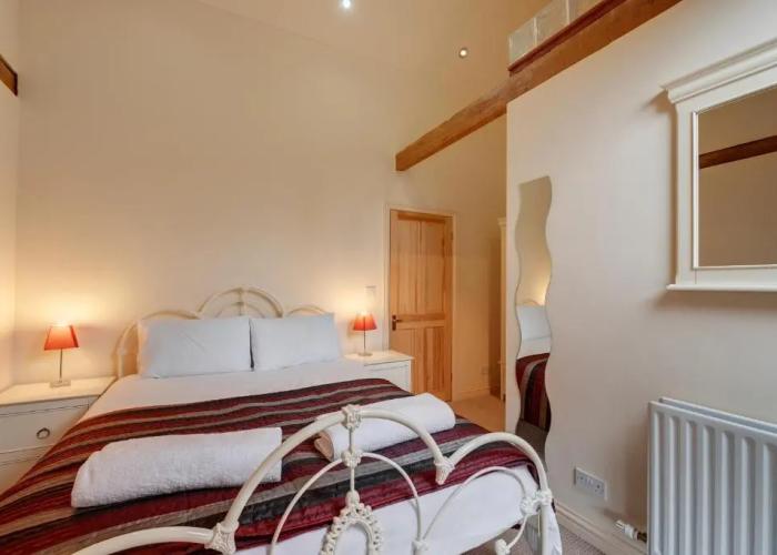 Hills Farm Stays