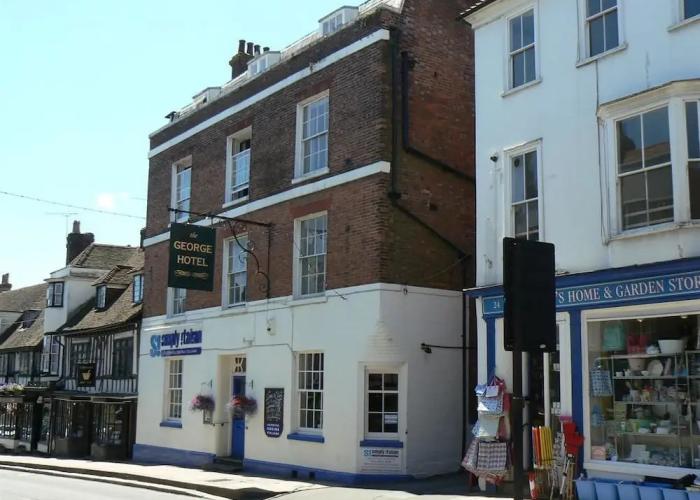 The George Hotel