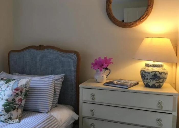Brook Farm Cottage