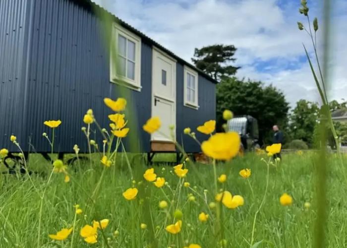 Cottages_and_Houses Shepherdshut-cotswolds-petfriendly-woodburner